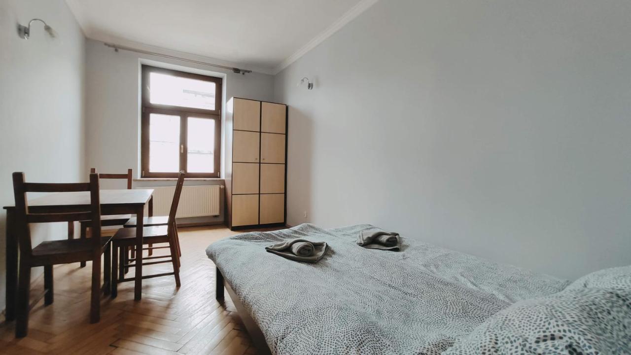 Florianska 10 By Homeprime Krasków Eksteriør bilde